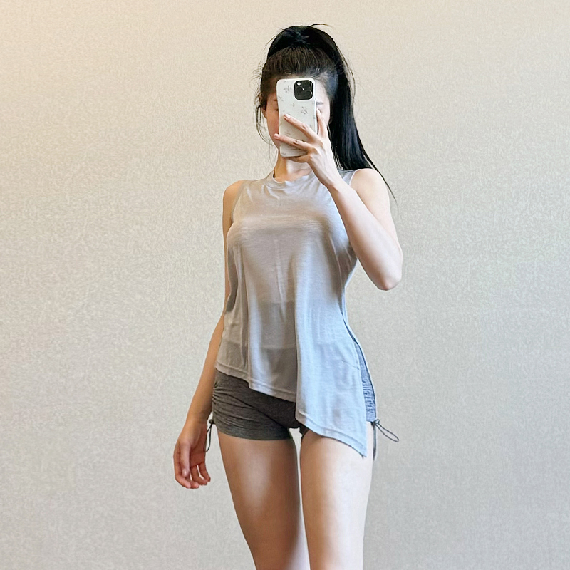 瑜伽罩衫女T恤普拉提训练服宽松运动背心薄跑步健身上衣短裤套装