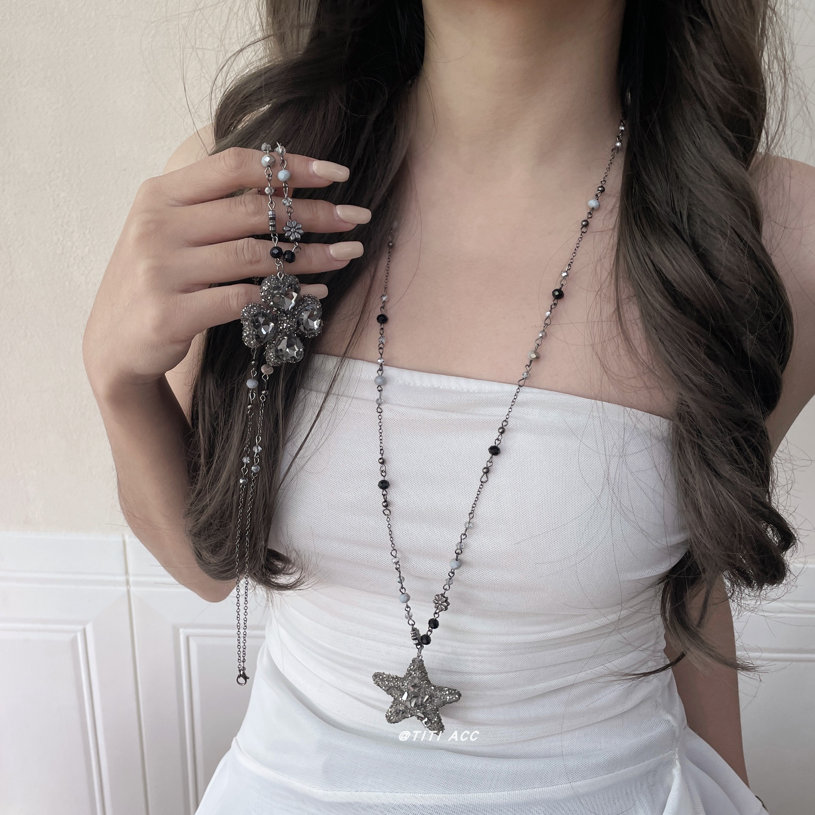 y2k暗黑辣妹四叶草五角星长款项链女小众亚文化锁骨链哥特风配饰