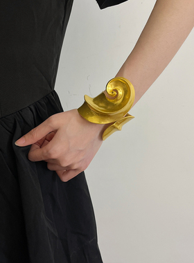 欧美复古凸感螺旋C形金属镯子