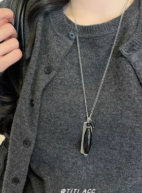 新中式金属梳子黑色玛瑙吊坠项链女时尚百搭长款毛衣链个性颈链潮