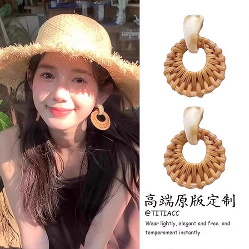 复古竹编草编耳环春夏新款高级感时尚耳钉海边度假风夸张独特耳饰