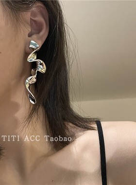 小众高级感流动转片耳环女银色长款夸925银针耳钉张气质个性耳饰