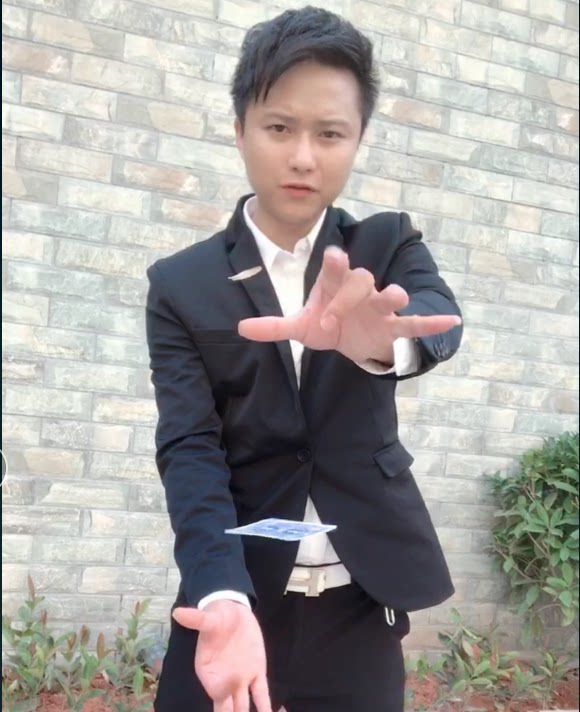 魔术道具街头悬空飞牌 近景舞台包邮送教学