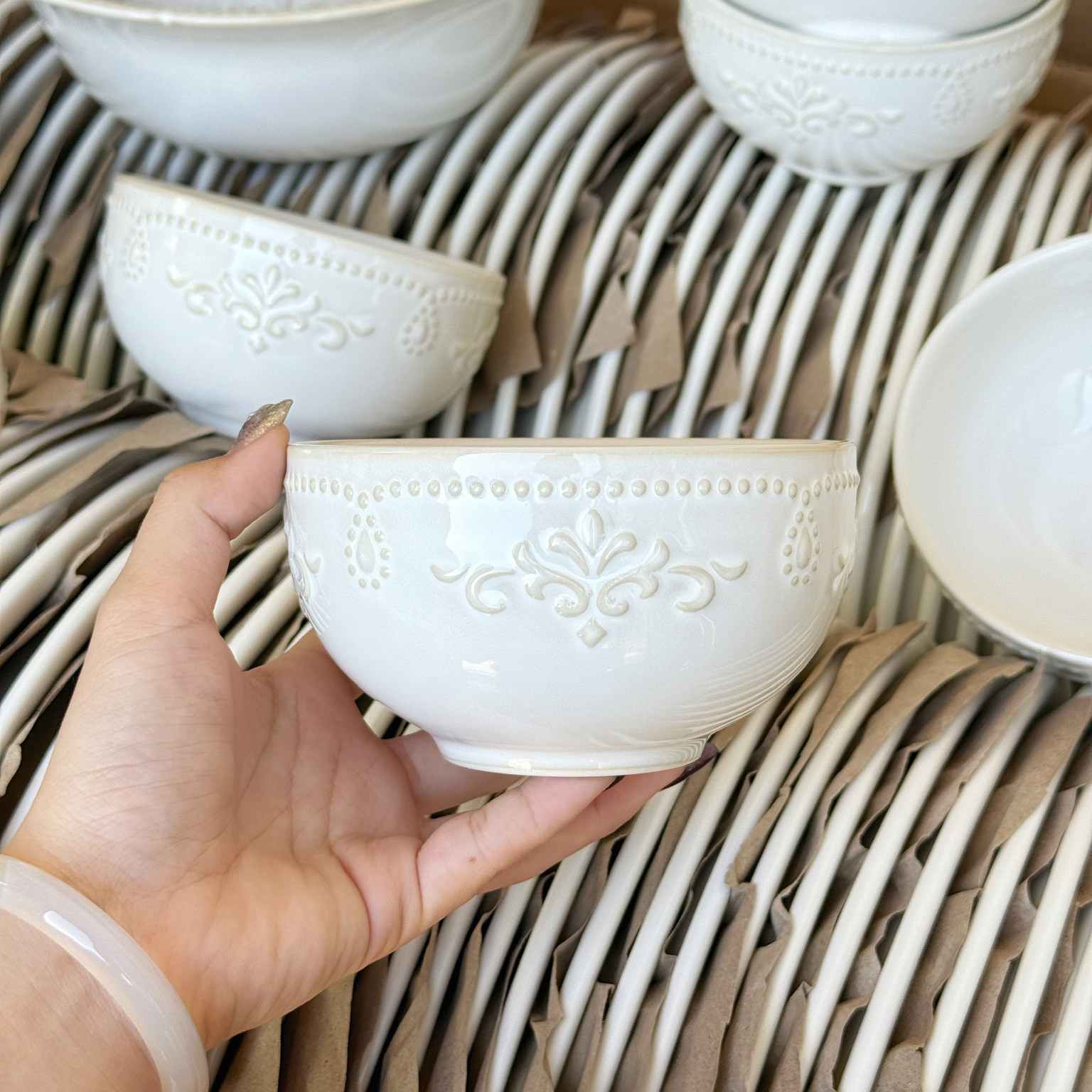 浮雕花纹精致高档陶瓷碗碟套装米饭碗吃饭碗汤碗陶瓷复古汤盘菜盘,餐饮具,碗,淘宝优惠券,粉丝福利购,淘宝优惠卷