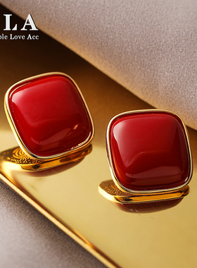 【新品八折】  2025新款优雅红色简约高级感银针耳环女潮