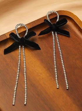 Simple Love Acc私家  时髦个性设计感丝绒黑色蝴蝶结银针耳环女