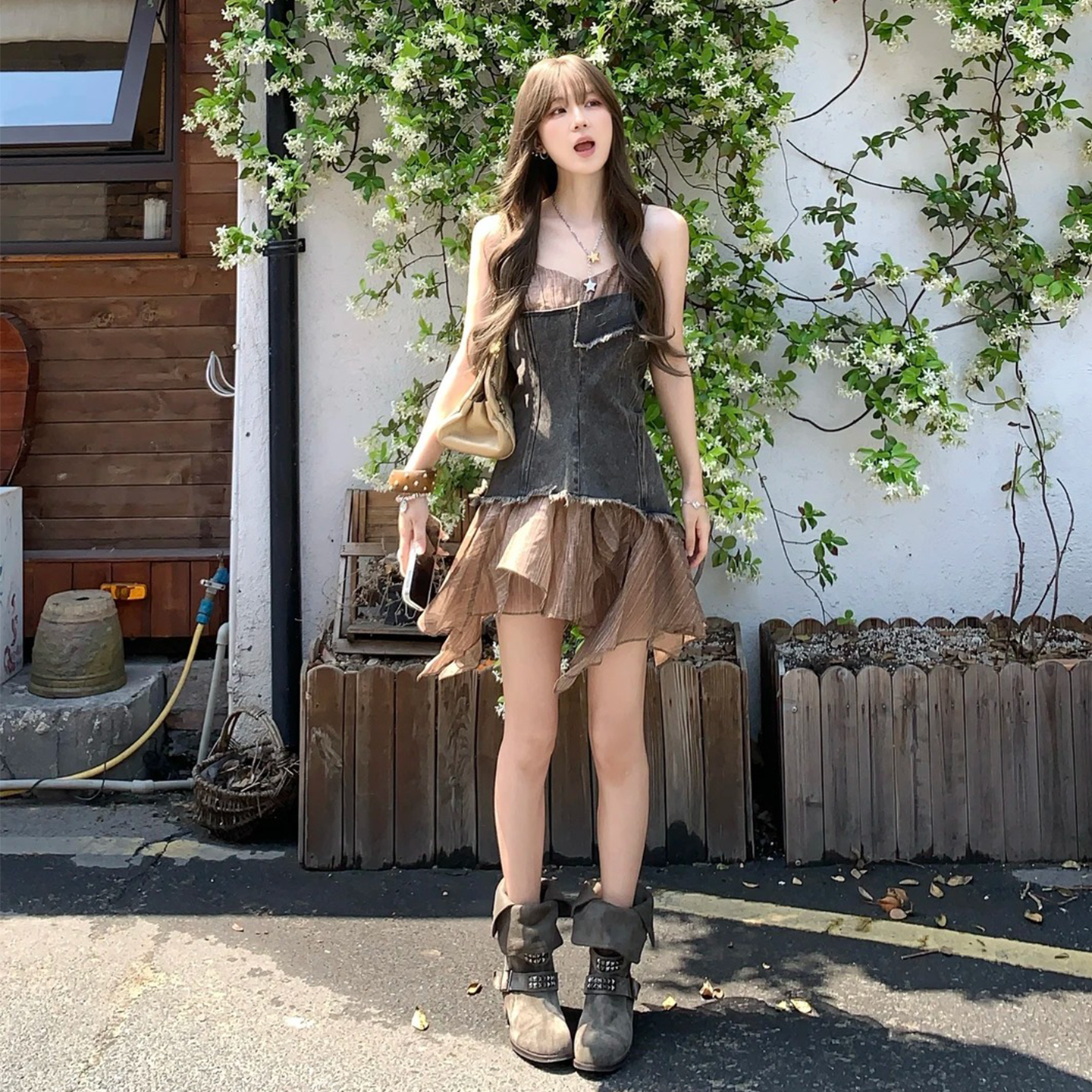 吊带连衣裙女2026夏新款废土风美拉德收腰显瘦美式辣妹牛仔两件套