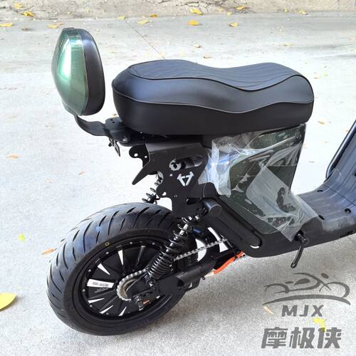 适用小牛U+B一体坐垫通用