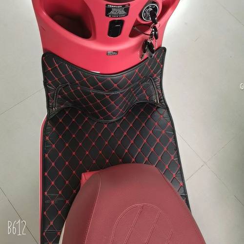 适用爱玛开心cq70脚垫大