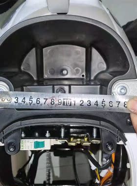 适用爱玛悦宝Q161台铃GC8新蕾电动车改装铝靠背短扶手M9后货载物