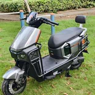 适用雅迪g36m护杠防摔保险杠g36全车保险杠外卖架尾架后货架改装