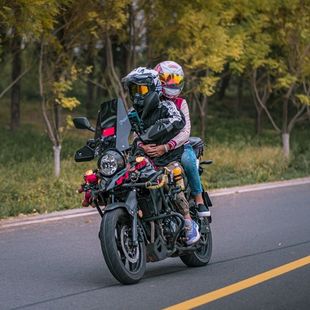 黑色可选 风挡透明 适用适用于铃木DL250 直线加高改装