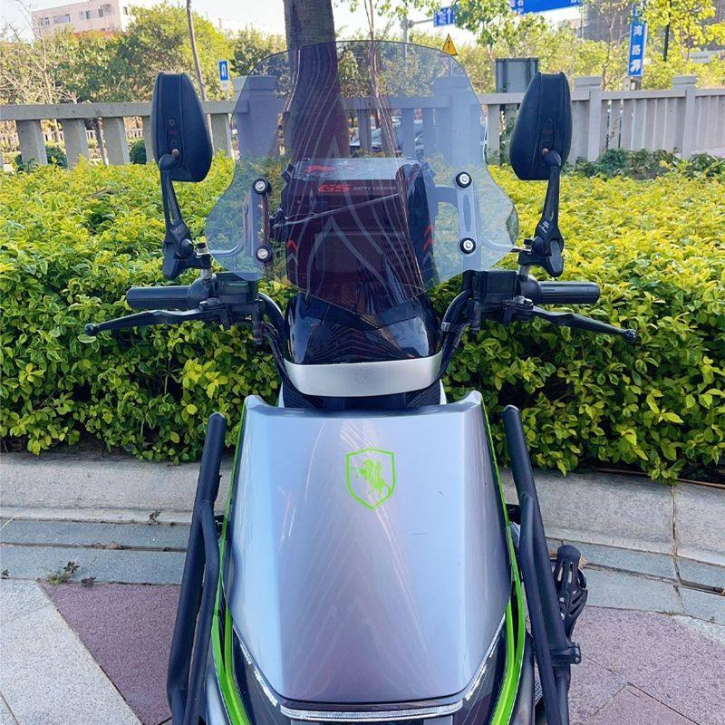 适用黑骑士挡风板电动车