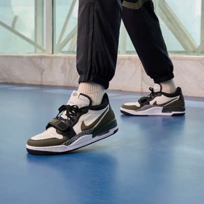 耐克男子运动训练篮球鞋
