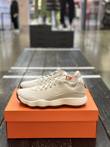 耐克Nike Hyperdunk 2026篮球鞋低帮灰AH8389-002