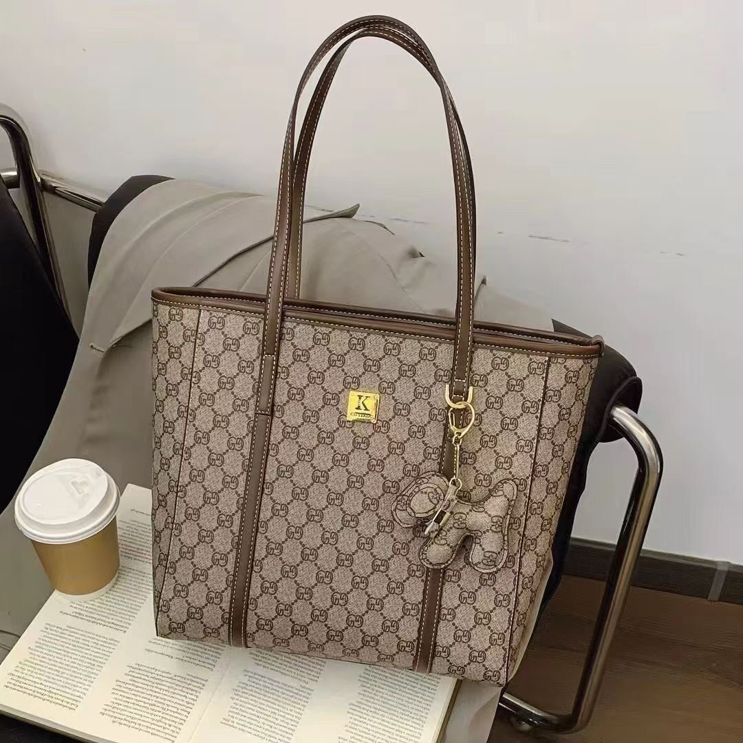 大容量通勤包女2026新款老花满印花妈妈同款手提包单肩百搭