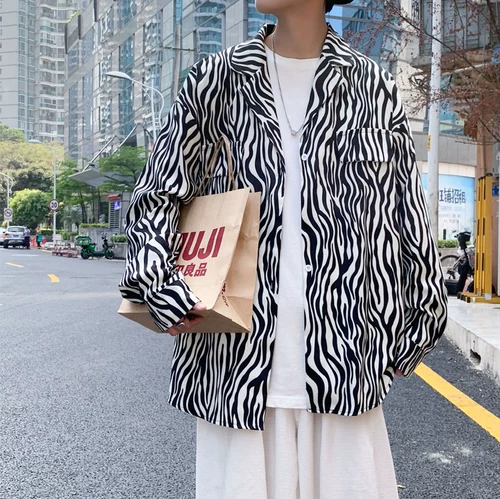 Универсальная трендовая рубашка для отдыха, белый лонгслив, короткий рукав, облегающий крой, свободный крой