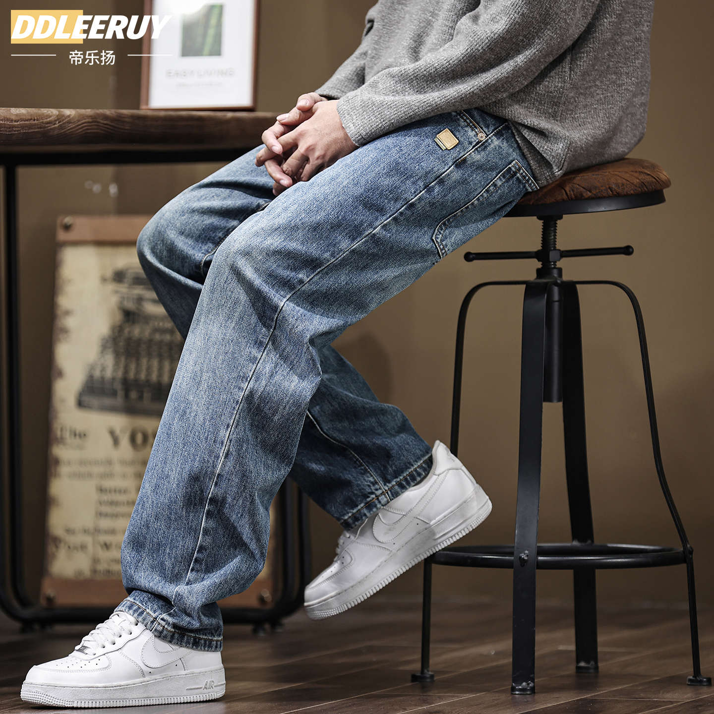 牛仔裤宽松百搭阔腿运动休闲裤子