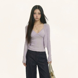 早春温柔韩系风紫色V领吊带针织开衫两件套女修身显瘦减龄上衣女