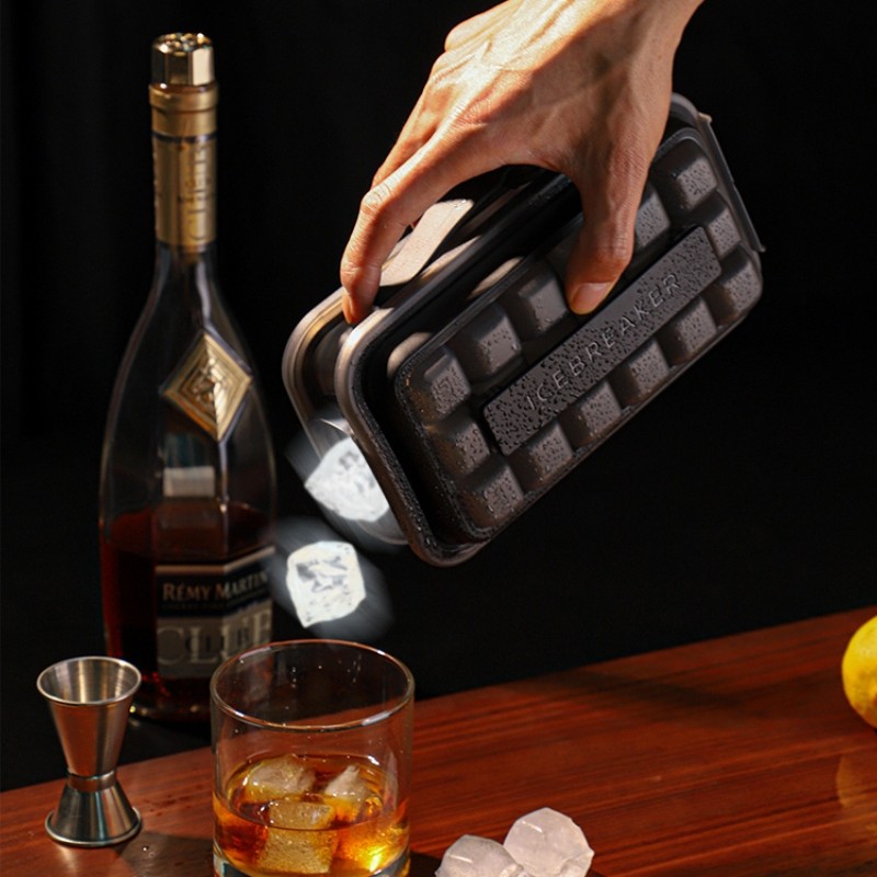 丹麦原创ICEBREAKER POP冰块模具食品硅胶冰格制冰盒冰球壶冻冰块