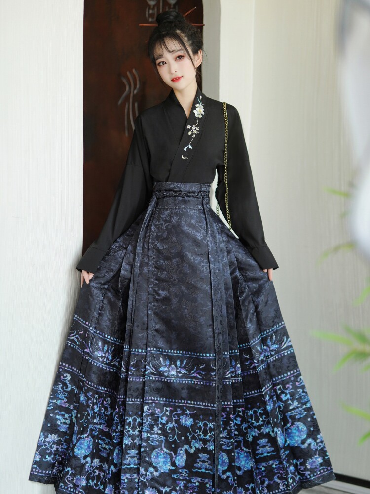 [파란색과 흰색] 원래  명나라 HANFU 여성 봄 가을 비행기 소매와 칼라 자수 국가 스타일 일일 말 얼굴 스커트