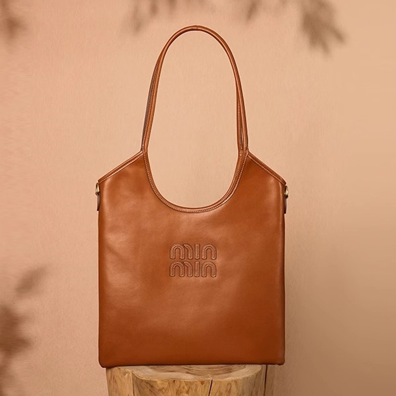 JustBibi简约小众真皮手提托特包