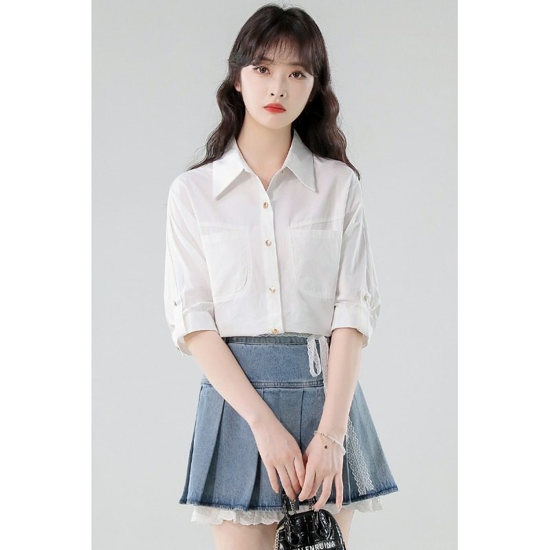 白衬衫女夏季2025新款法式双口袋设计感中袖衬衣独特漂亮短袖上衣