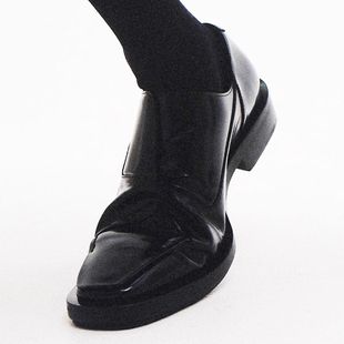 方头皮鞋男亮面潮流增高一脚蹬乐福鞋高级感小众鸭嘴商务正装单鞋