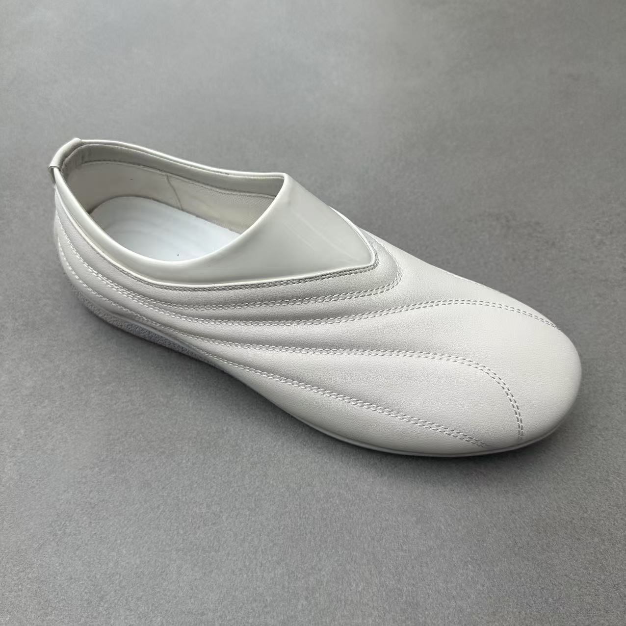 新款德训鞋男英伦风小众赛车鞋休闲运动小白鞋潮流一脚蹬男士皮鞋