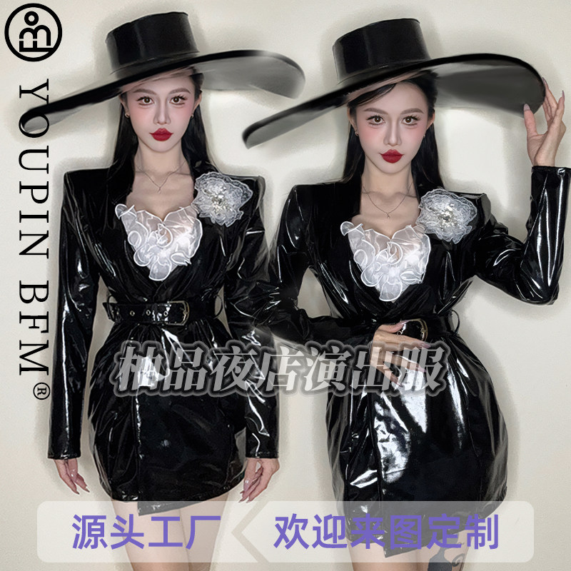 酒吧gogo黑色复古西装百老汇作秀