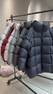 云朵泡芙高端95白鹅绒羽绒服女连帽中长款2025冬季加厚新款面包服