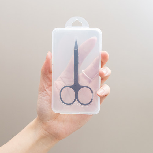 黑色小号尖头修眉刀塑料盒装