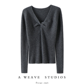 女纯羊绒毛衣针织打底衫 秀场之作 扭结V领100%纯山羊绒衫 秋冬