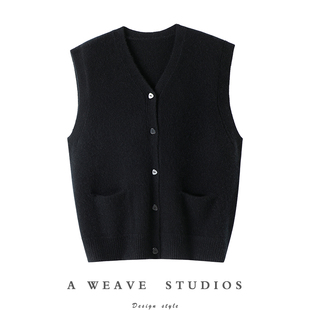 启超谁穿谁懂 女背心毛衣针织马甲秋冬 V领加厚100%纯山羊绒开衫