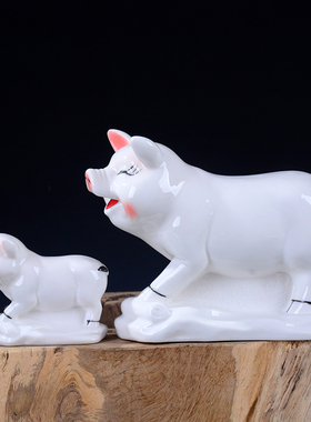 陶瓷生肖猪招财风水本命年工艺品