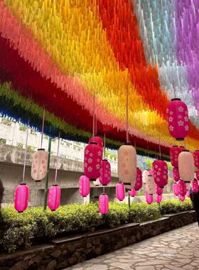 风动布条纱幔吊顶天幕打卡拍照