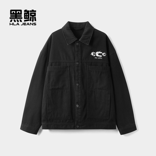 翻领设计 斜插口袋 纽扣门襟