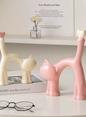 Advanced Sense Ceramic Ornaments Cute Love Cat TV Wine