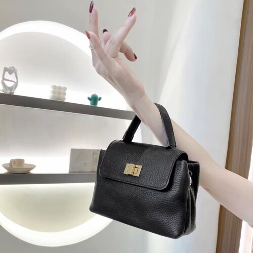 头层真皮香港百搭托特小包包女新款单肩斜挎腋下手提包高级小众潮