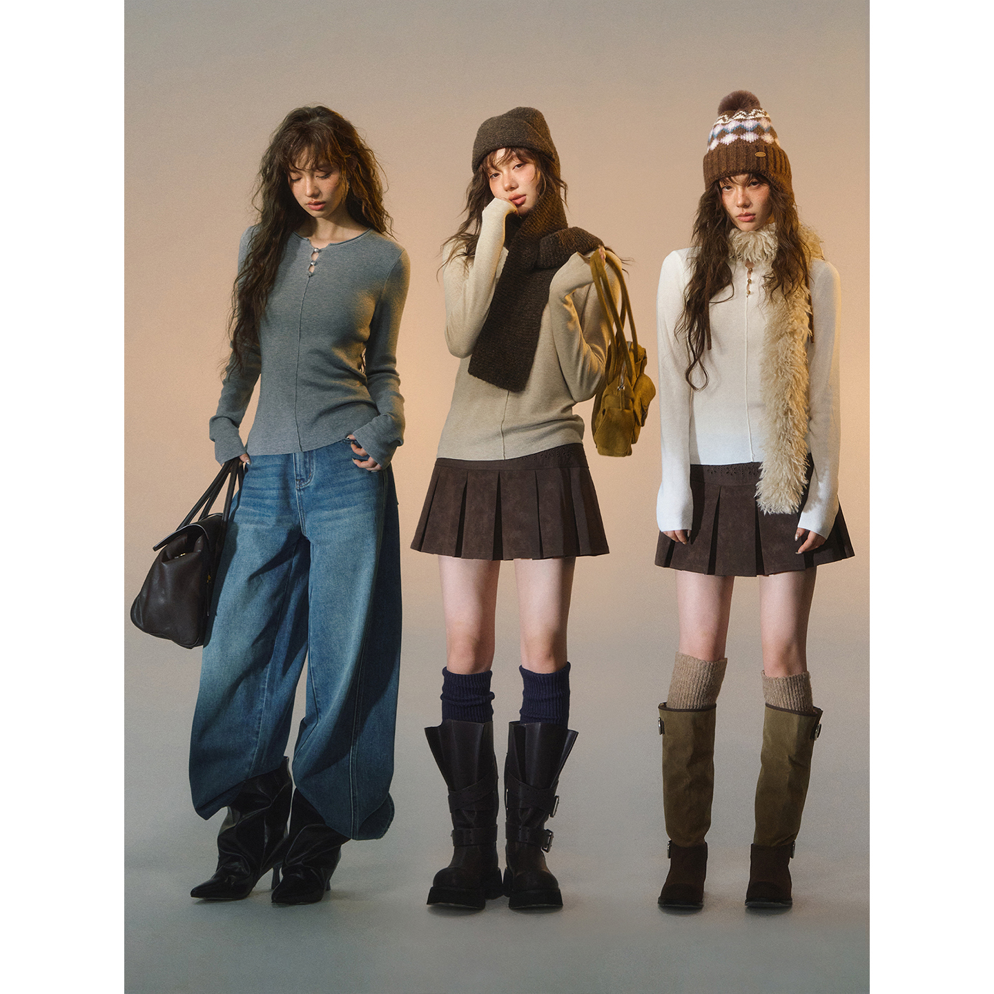 SOMESOWE 线条排扣打底衫