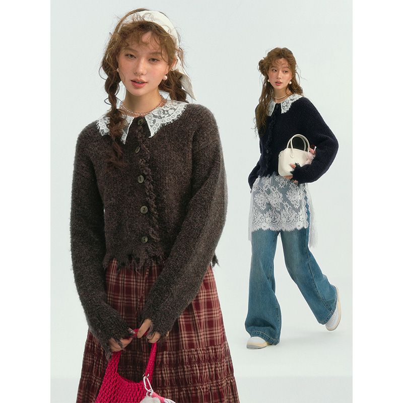 SOMESOWE绵羊毛蕾丝娃娃领短开衫