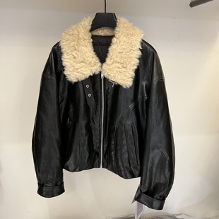 2025冬季新款气质高级感羊羔毛翻领90白鹅绒外套女短款皮衣羽绒服