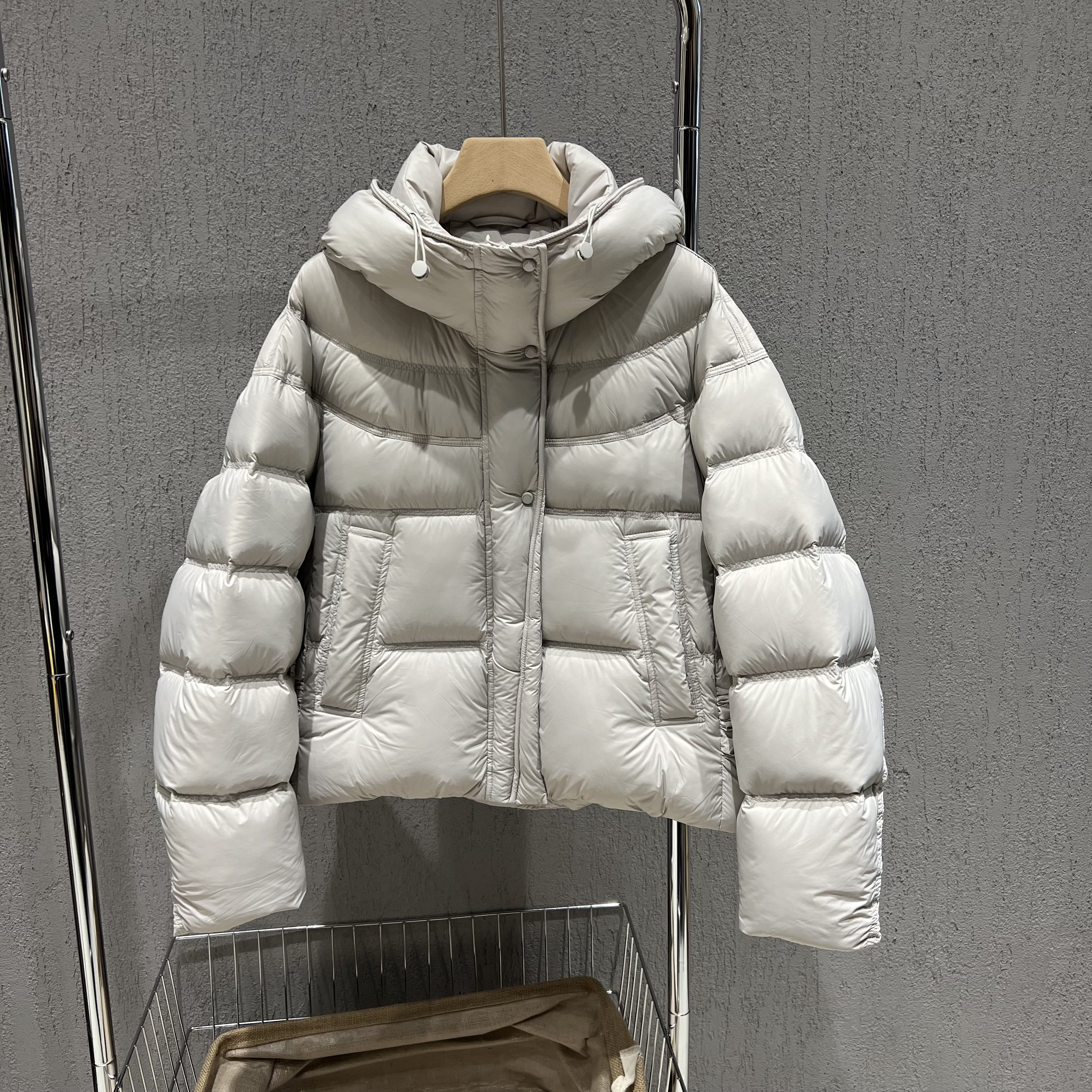连帽短款白鸭绒面包服羽绒服外套