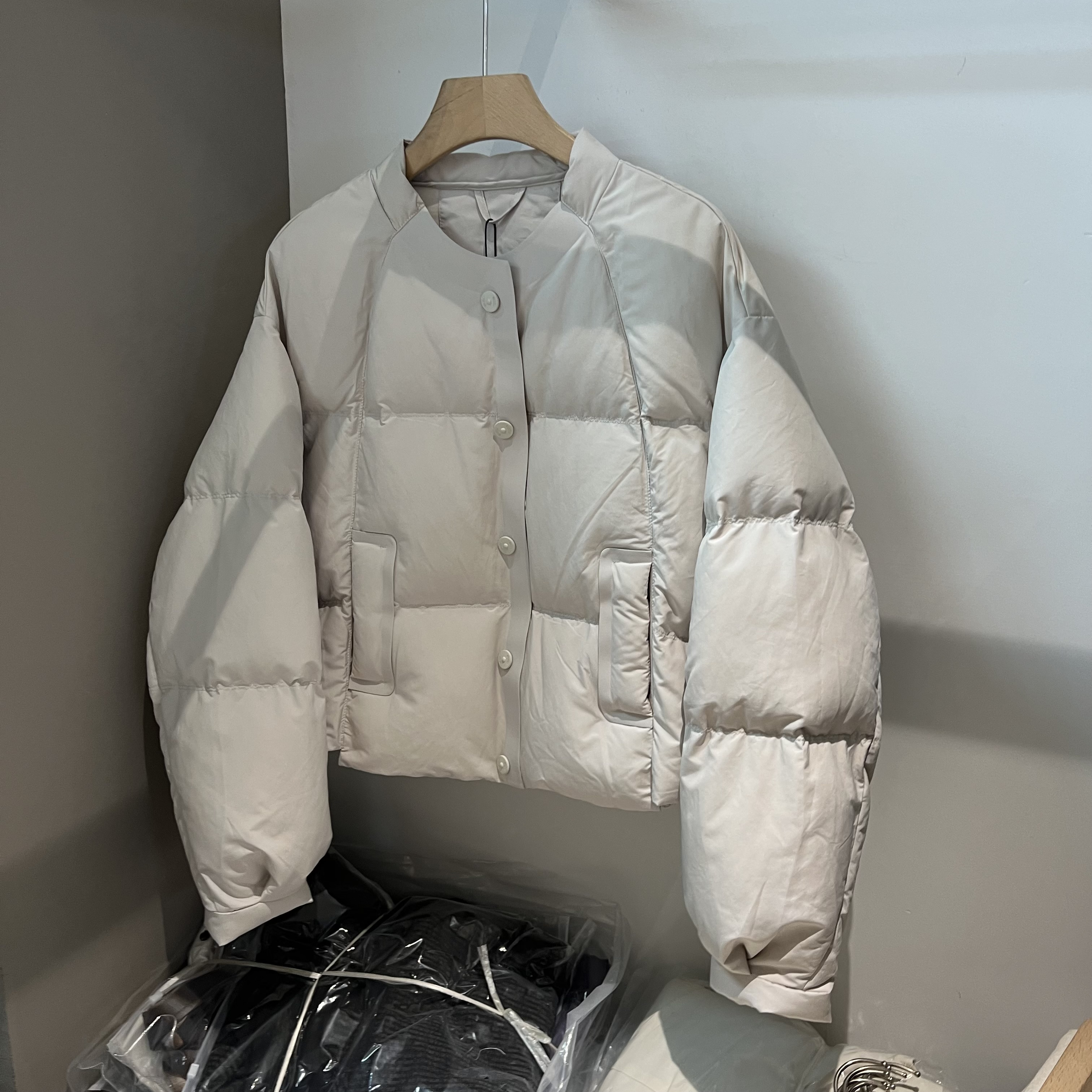 韩版时尚圆领短款羽绒服保暖外套