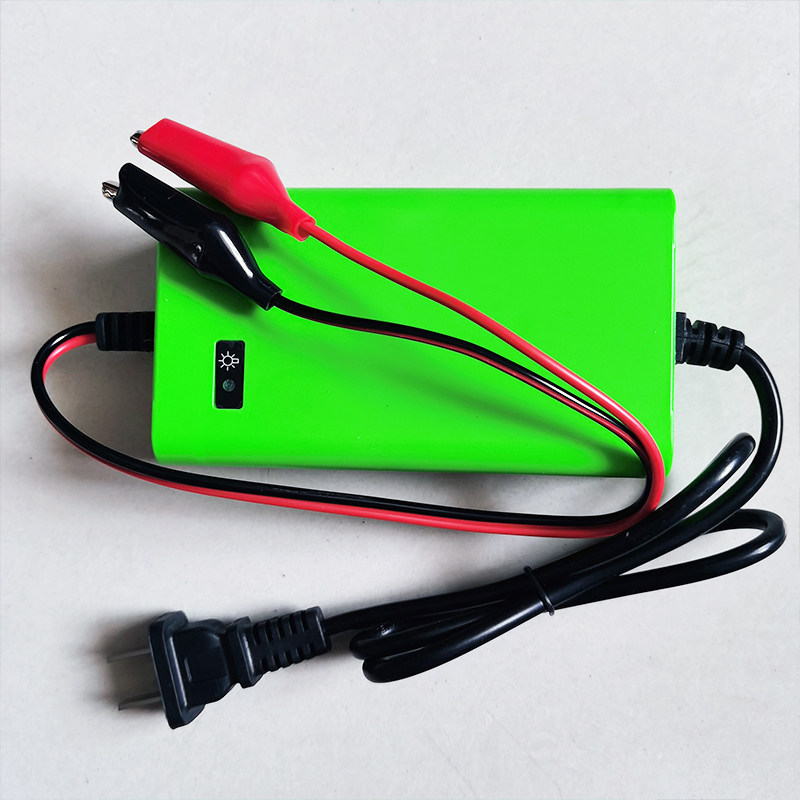 优信12v2A摩托车4-20AH电瓶充电器充满自停智能保护蓄电池充电机