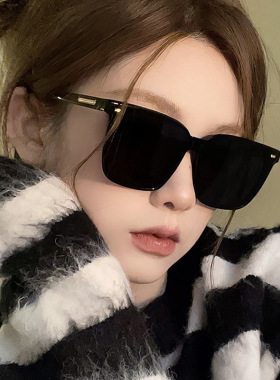 法国cherry kitty时尚黑色太阳镜复古方形大框米钉墨镜ins男女