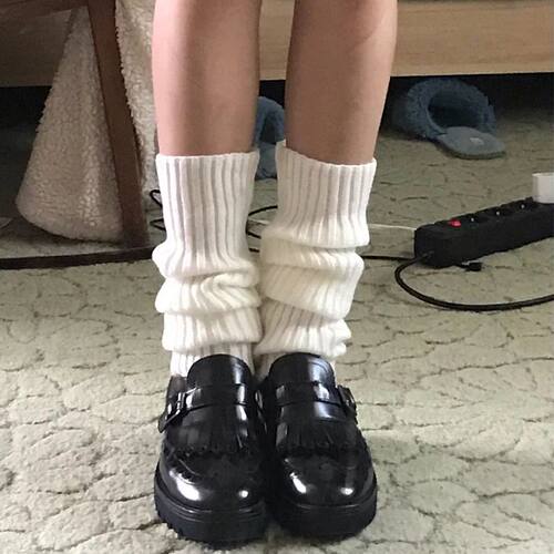 New Lolita Sweet Girl Leg Warmer Knit Socks Wool Ball Knitte