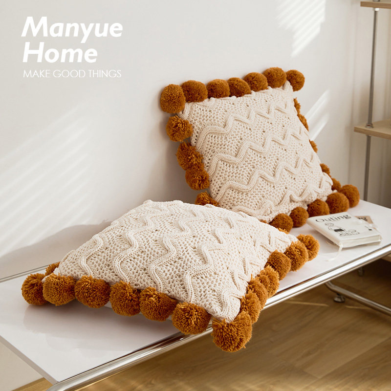 北欧ins网红款毛绒抱枕