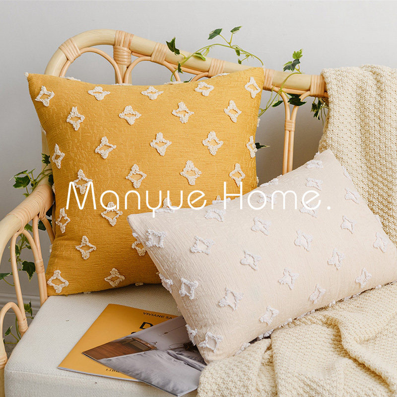 蔓越家法式复古剪花全棉抱枕