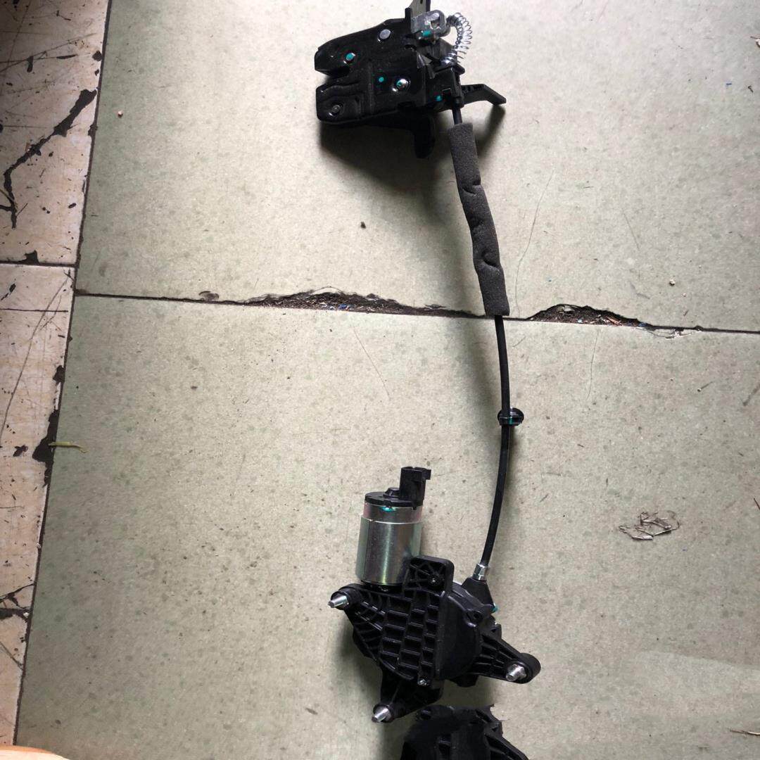 众泰t700高配低配电吸尾门锁总成电动后尾门锁原厂配件